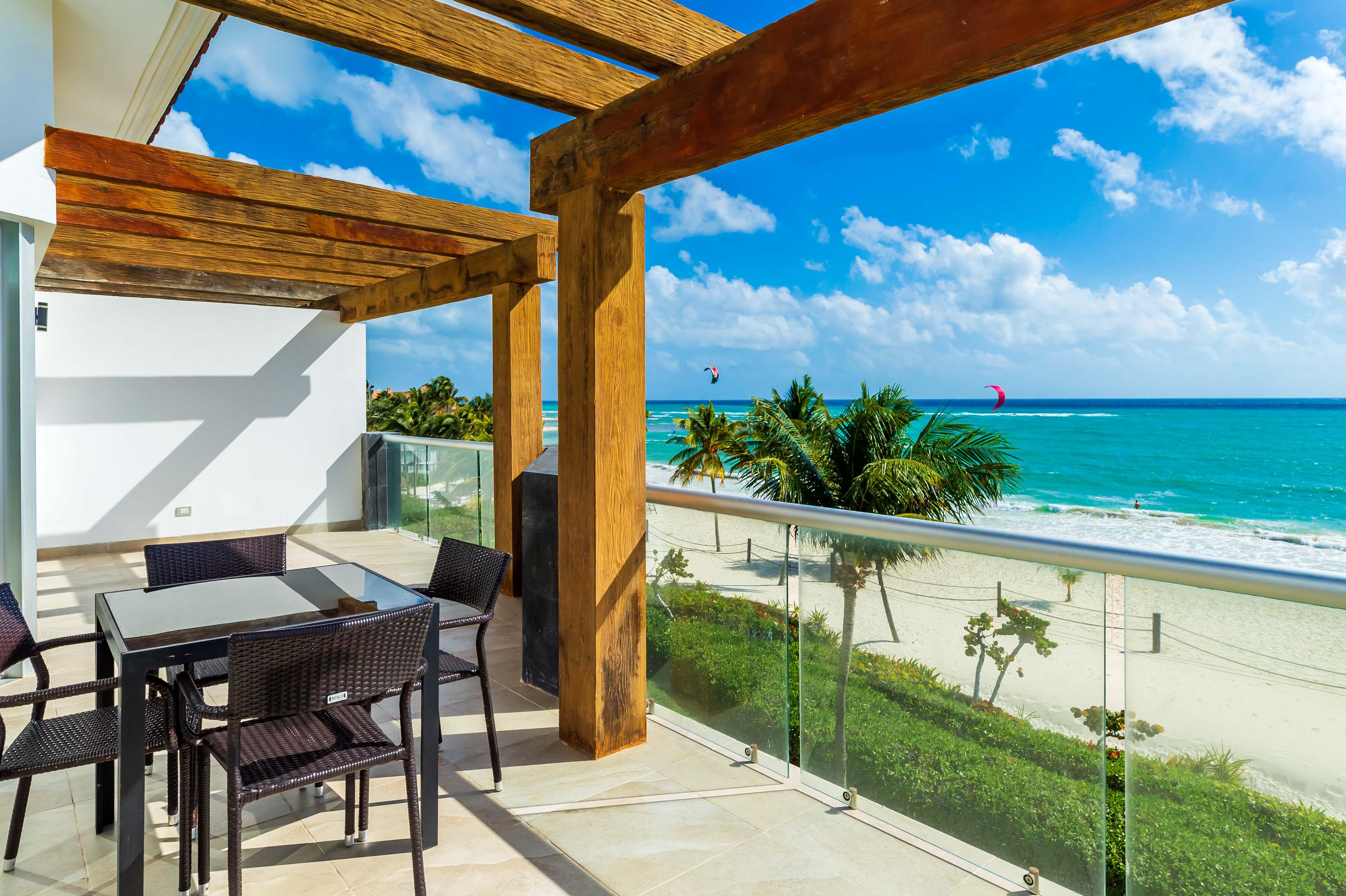 Mareazul Beach Front Resort Плая дел Кармен Екстериор снимка