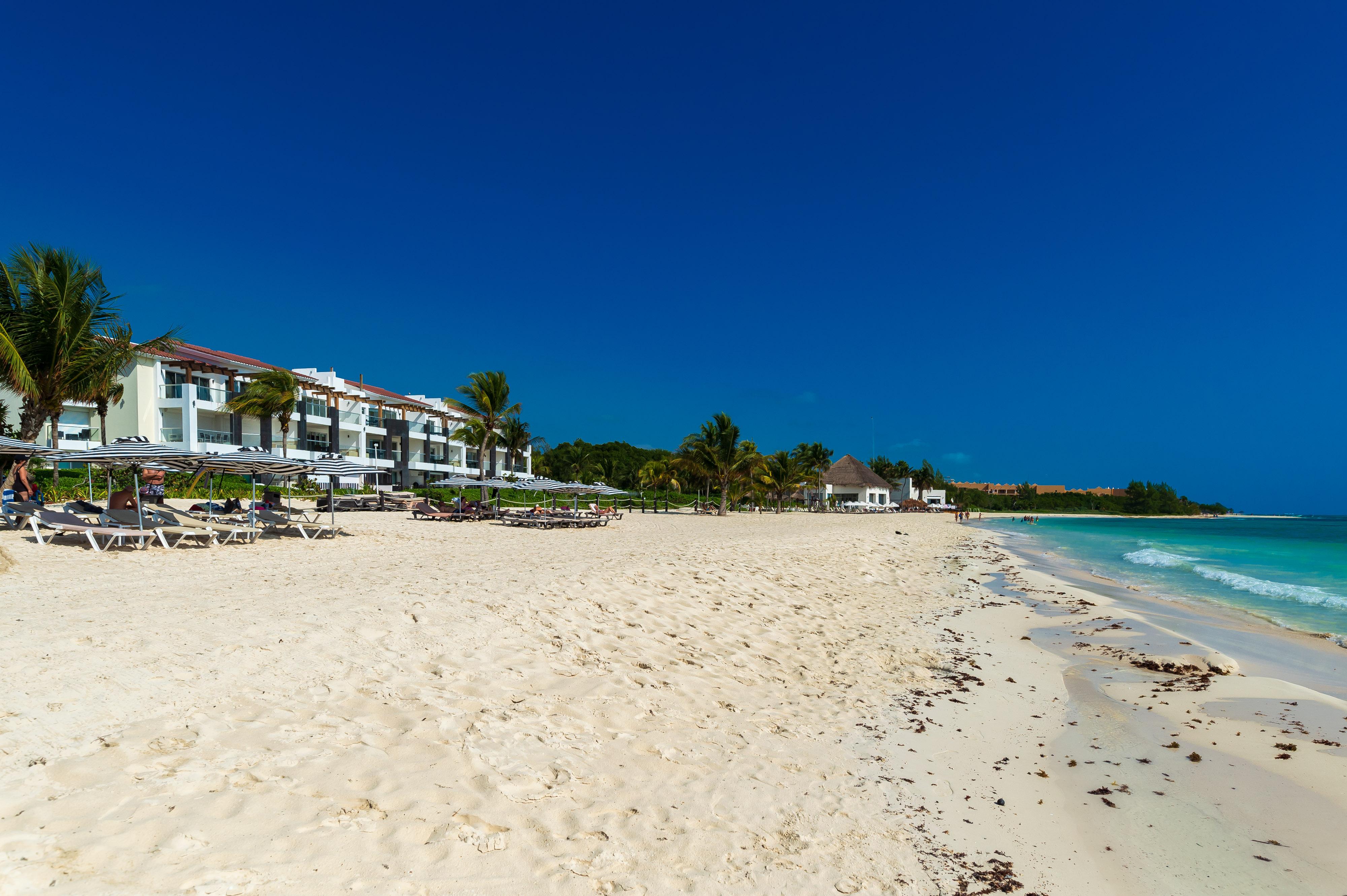 Mareazul Beach Front Resort Плая дел Кармен Екстериор снимка