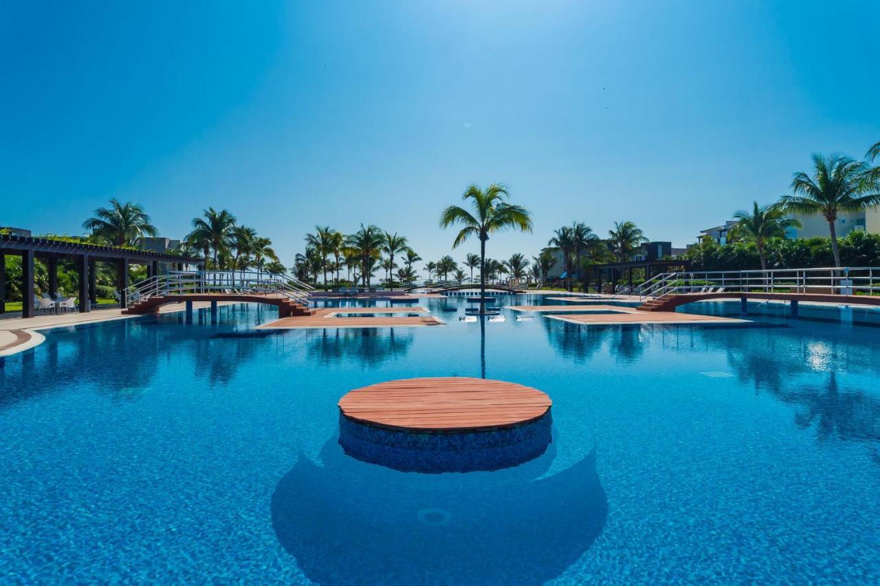 Mareazul Beach Front Resort Плая дел Кармен Екстериор снимка